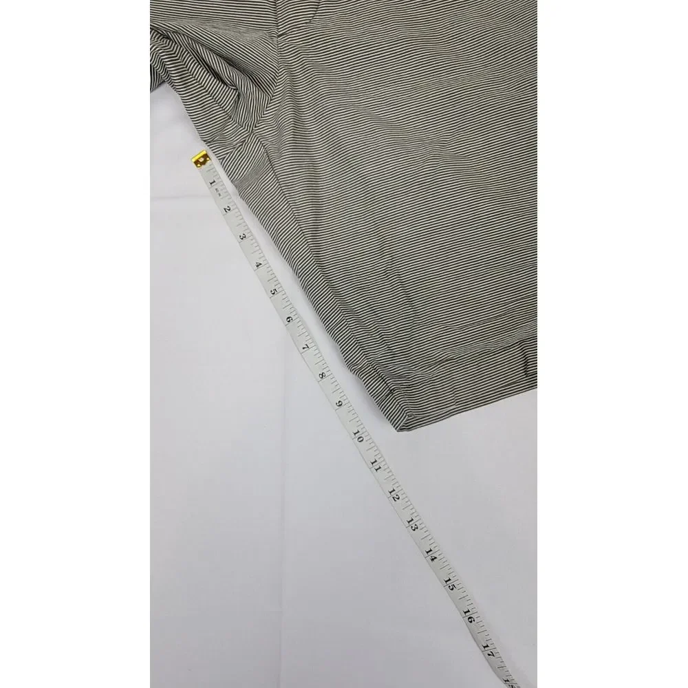 Banana‎ Republic Shorts Mens 35. Flat Front Striped Chino.